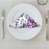 MATSERVETTER 20P LILA BLOMSTER på tallrik