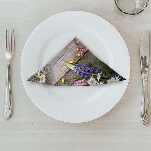 MATSERVETTER 20P SOMMAR på tallrik