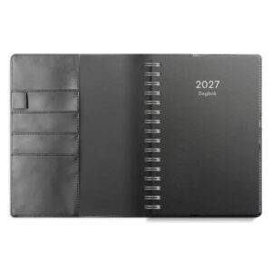 Kalender Dagbok svart konstläder med slejf 2027
